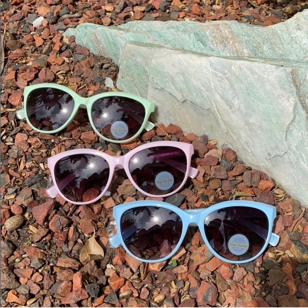 Sunglasses - No Brand Fun Sunglasses in Pastel Colors
